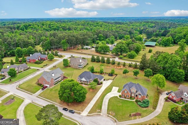 807 Kennedy Court, Loganville, GA 30052