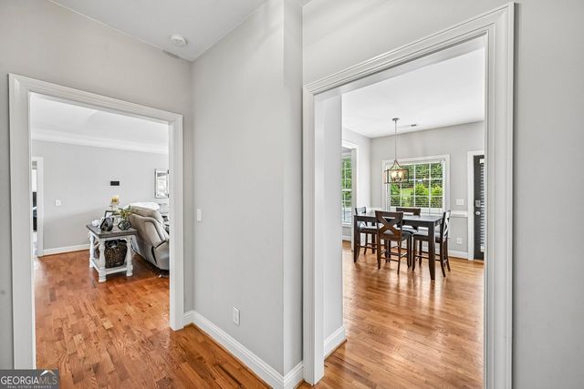 807 Kennedy Court, Loganville, GA 30052