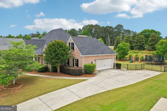 807 Kennedy Court, Loganville, GA 30052