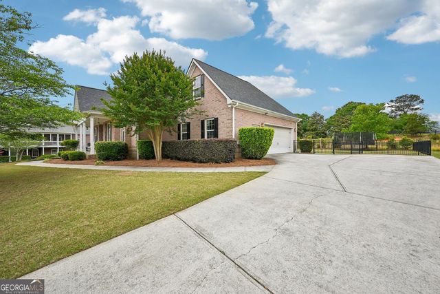 807 Kennedy Court, Loganville, GA 30052