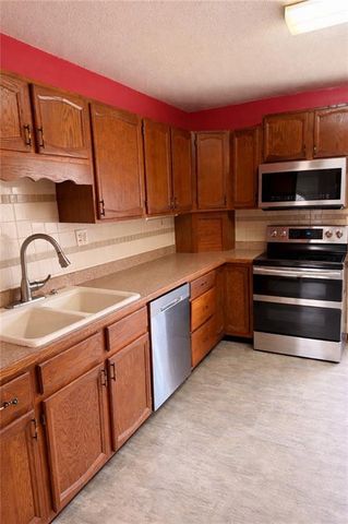 809 Acorn Street, Eudora, KS 66025