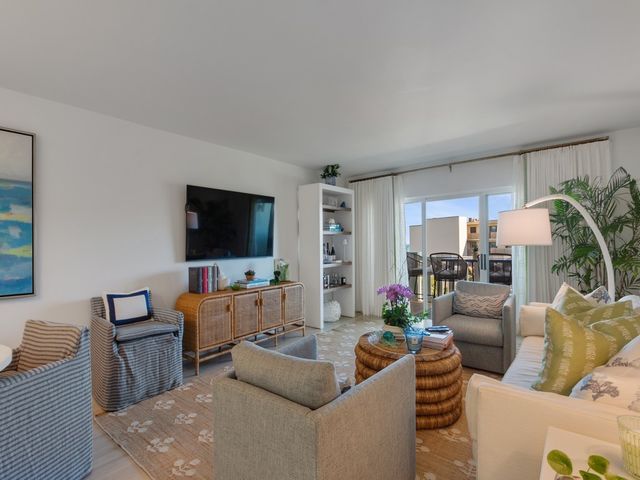 4049 Ocean Drive 402, Vero Beach, FL 32963