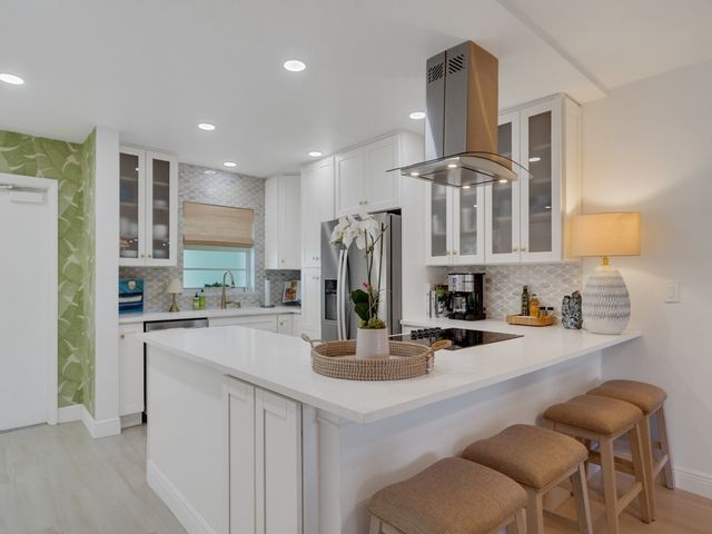 4049 Ocean Drive 402, Vero Beach, FL 32963