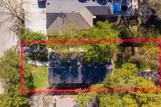 2823 Alaska Avenue, Dallas, TX 75216