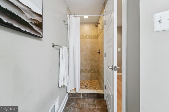 2608 E BALTIMORE ST, Baltimore, MD 21224