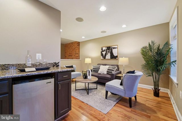 2608 E BALTIMORE ST, Baltimore, MD 21224