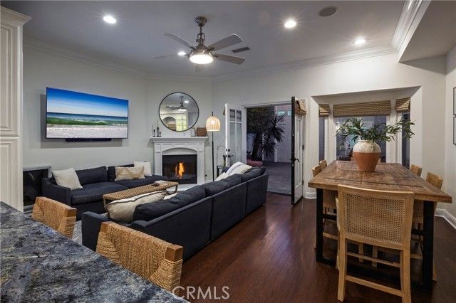 1113 California Street, Huntington Beach, CA 92648