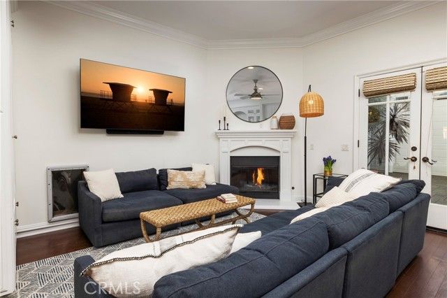 1113 California Street, Huntington Beach, CA 92648