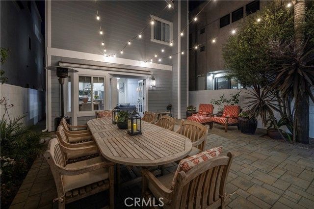 1113 California Street, Huntington Beach, CA 92648