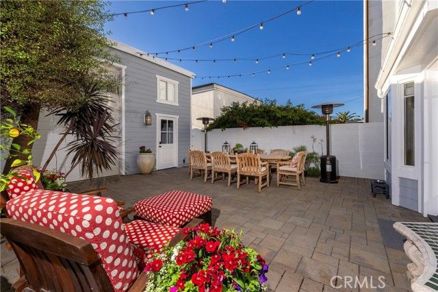 1113 California Street, Huntington Beach, CA 92648