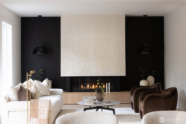 22439 SE 313th Place, Black Diamond, WA 98010