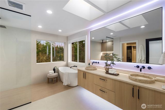 22439 SE 313th Place, Black Diamond, WA 98010