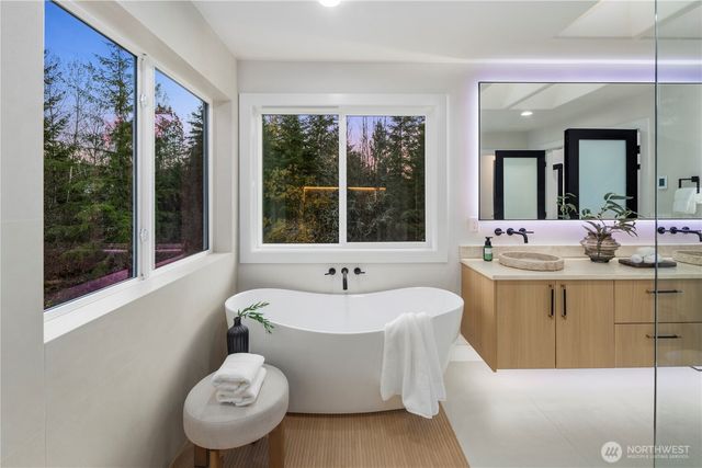 22439 SE 313th Place, Black Diamond, WA 98010