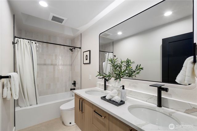 22439 SE 313th Place, Black Diamond, WA 98010