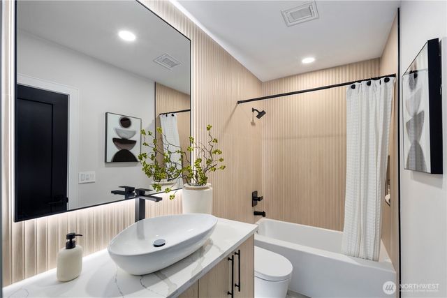 22439 SE 313th Place, Black Diamond, WA 98010