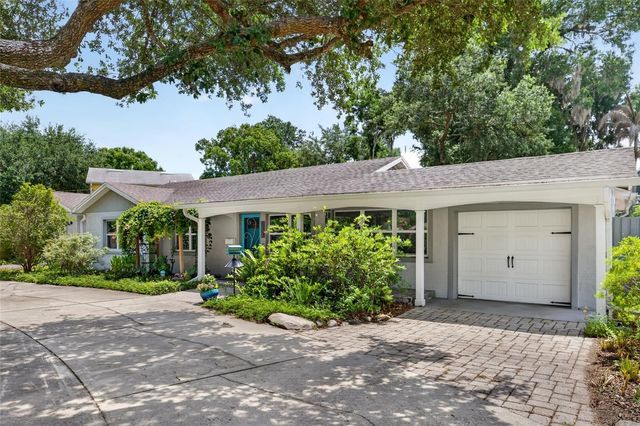 633 BUCKMINSTER CIRCLE, Orlando, FL 32803