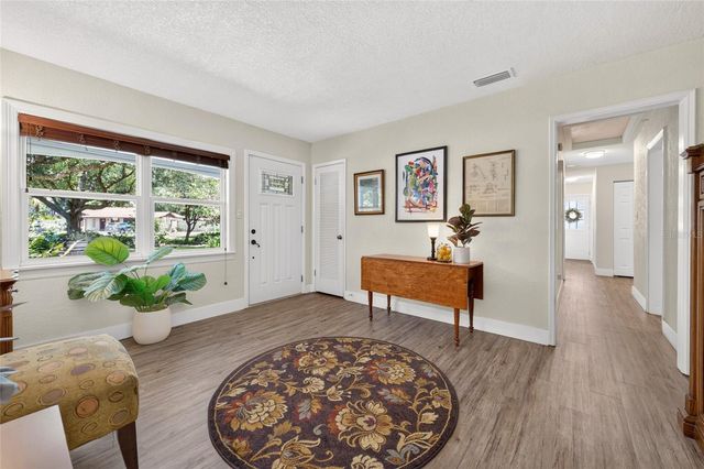 633 BUCKMINSTER CIRCLE, Orlando, FL 32803