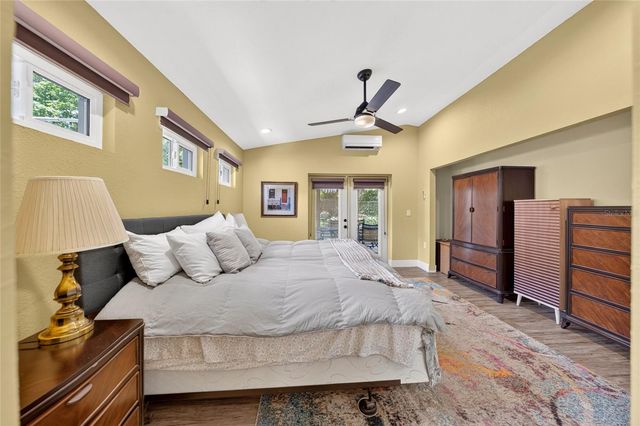 633 BUCKMINSTER CIRCLE, Orlando, FL 32803