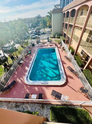 100 SE 6th Avenue 303, Pompano Beach, FL 33060