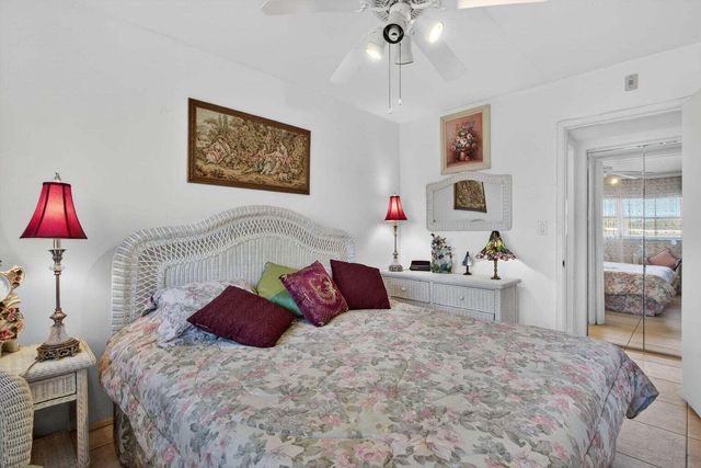 100 SE 6th Avenue 303, Pompano Beach, FL 33060