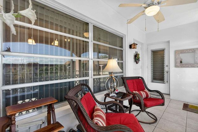 100 SE 6th Avenue 303, Pompano Beach, FL 33060