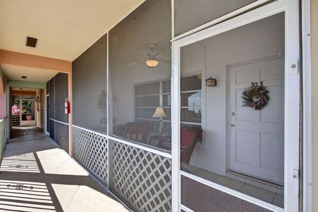 100 SE 6th Avenue 303, Pompano Beach, FL 33060