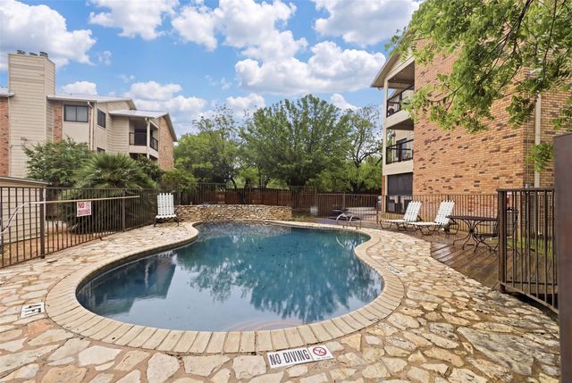 421 W San Antonio ST A2, San Marcos, TX 78666