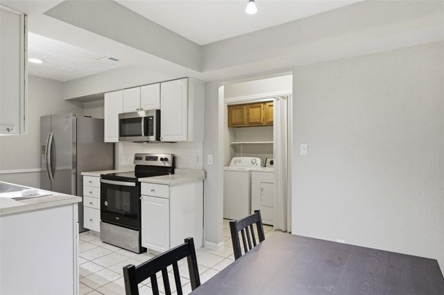 421 W San Antonio ST A2, San Marcos, TX 78666
