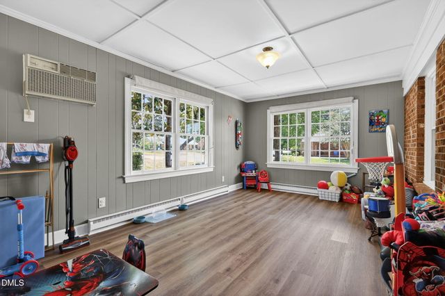 1808 Oakdale Drive W, Wilson, NC 27893
