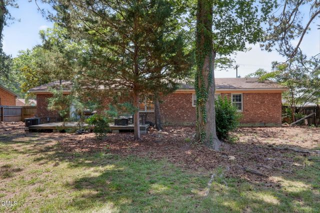 1808 Oakdale Drive W, Wilson, NC 27893