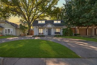 5828 Prospect Avenue, Dallas, TX 75206