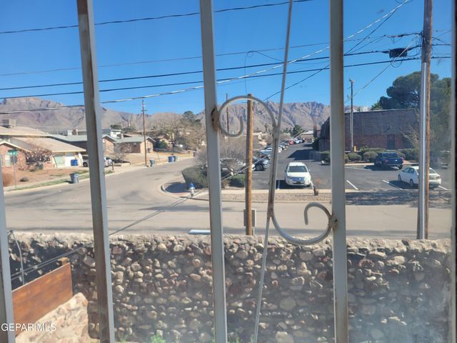 336 VILLA CANTO Street, El Paso, TX 79912