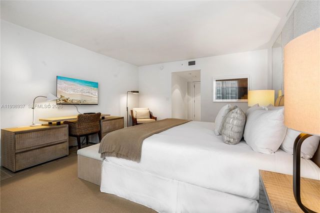 102 24th St 1115, Miami Beach, FL 33139