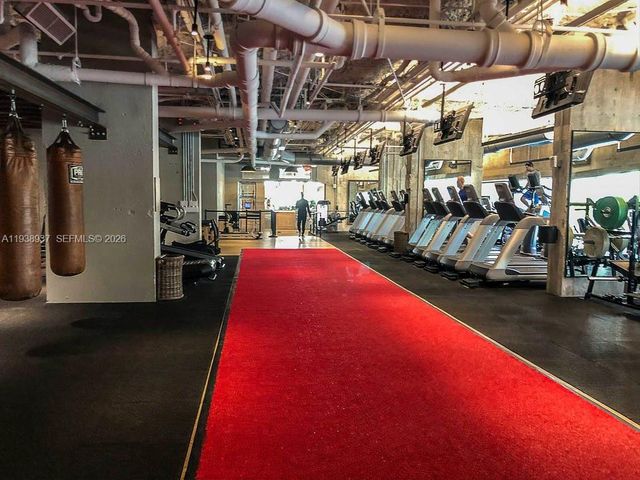 102 24th St 1115, Miami Beach, FL 33139