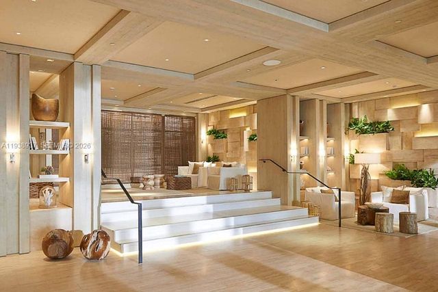 102 24th St 1115, Miami Beach, FL 33139