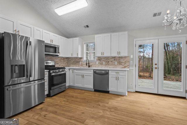 2501 Baysridge Drive NW, Kennesaw, GA 30152