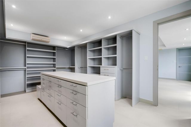 na TIVOLI, San Juan, PR 00926