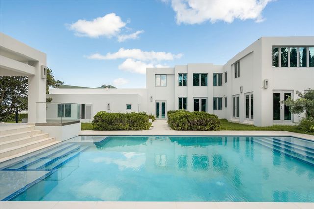 na TIVOLI, San Juan, PR 00926