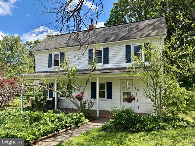 31 MAIN ST, Round Hill, VA 20141
