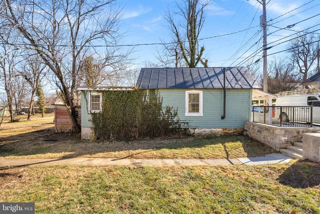 31 MAIN ST, Round Hill, VA 20141