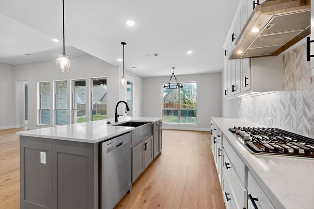 1525 Wild Indigo Drive, Mansfield, TX 76063