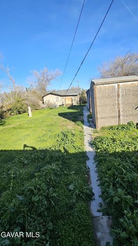 15623 M Street, Mojave, CA 93501