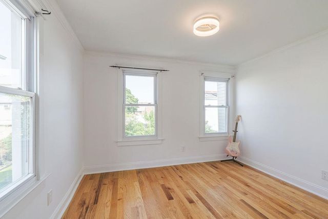 179 HOBART AVE, Bayonne, NJ 07002