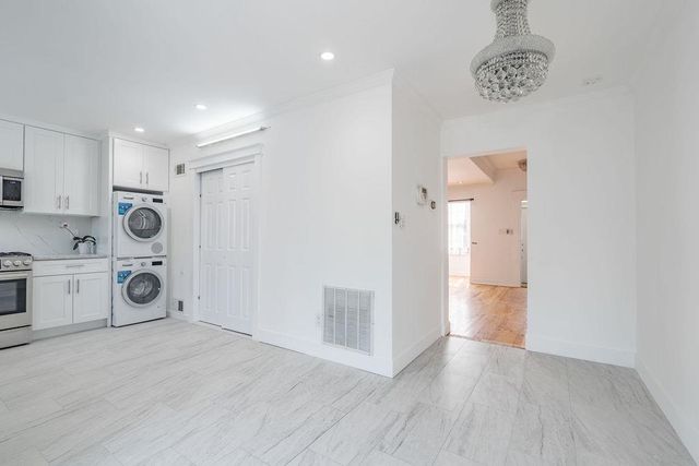 179 HOBART AVE, Bayonne, NJ 07002