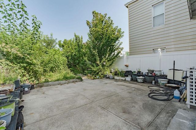 179 HOBART AVE, Bayonne, NJ 07002