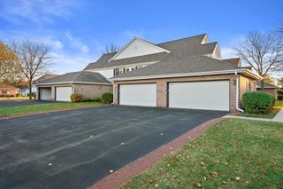 4779 S Forest Point BOULEVARD, New Berlin, WI 53151