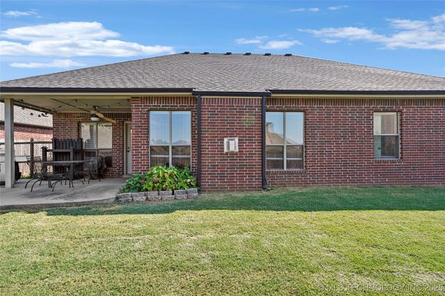 920 W Fargo Street, Broken Arrow, OK 74012