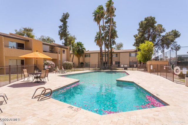8055 E Thomas Road Unit D109, Scottsdale, AZ 85251
