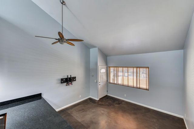 8055 E Thomas Road Unit D109, Scottsdale, AZ 85251