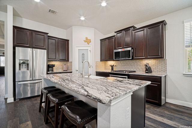 2003 TIPTOP LN, San Antonio, TX 78253
